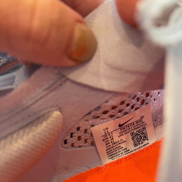 Nike Women's Vaporfly 3 Electric Running Shoes - Size 11 - Picture 7 of 9